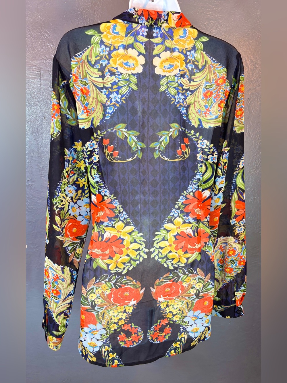CAbi "Amour" Sheer Floral Button-Up Blouse Size Large - Picture 11 of 14